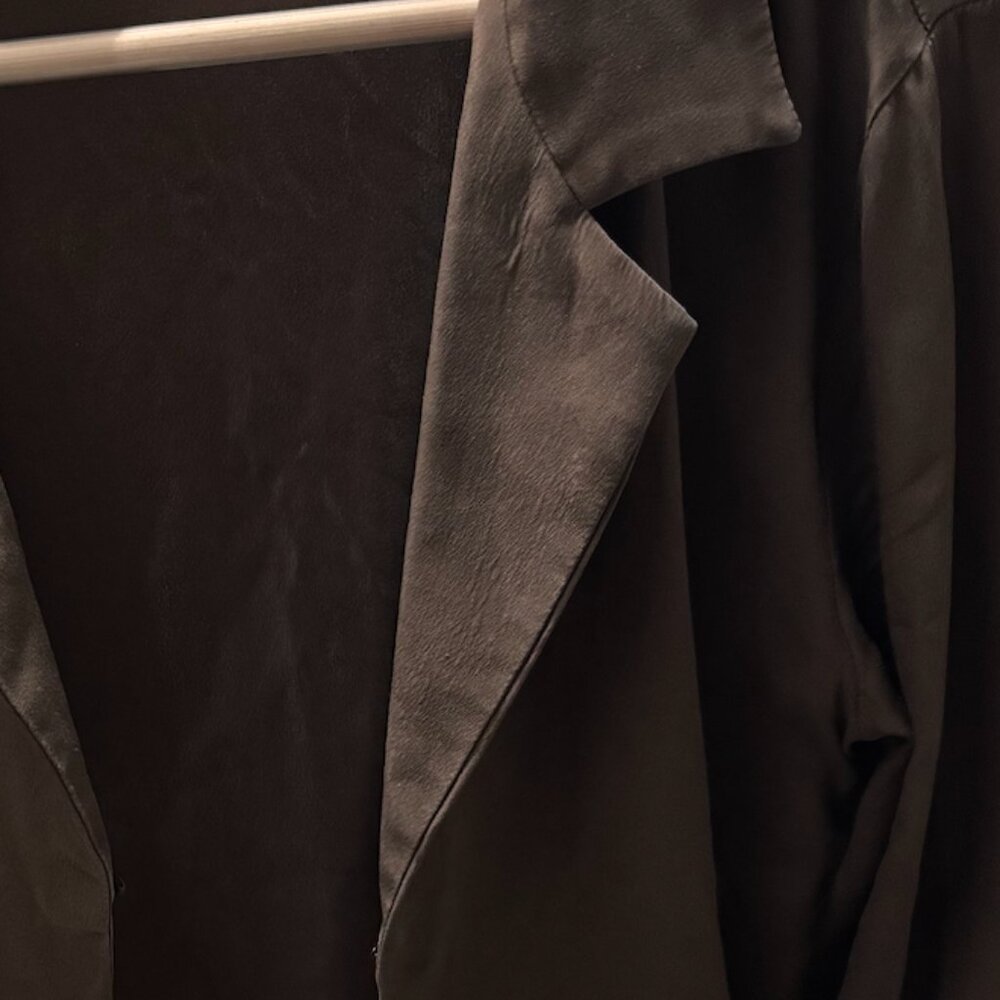 Mirror Palais Great Expectations Blouse in Brown - Picture 5 of 5